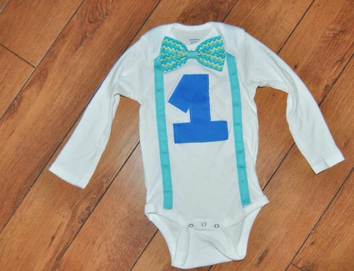 Blue and Green Chevron Cake smash shirt, baby boy cake smash shirt,Ocean birthday shirt, chevron bowtie, 1st, 2nd, 3rd, 4th, 5th