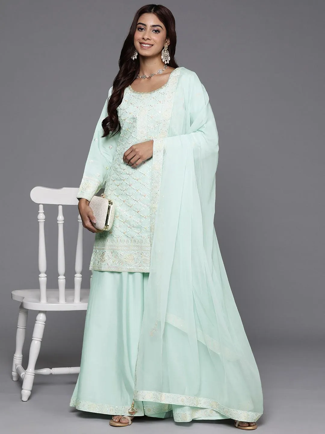 Jashvi Art Green Embroidered Silk Blend Straight Suit With Dupatta